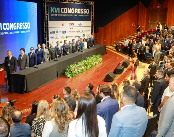 Presidente da OAB/MS, Bitto Pereira, marca presença na abertura do XVI Congresso de Direito em Campo Grande