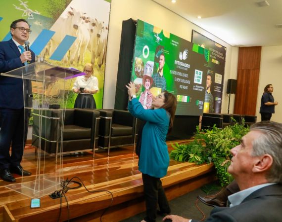 Presidente Bitto Pereira participa da abertura da Interagro 2025 no Sindicato Rural