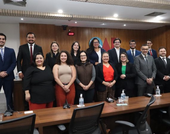Comissão da Advocacia Trabalhista empossa novos membros e planeja eventos estratégicos