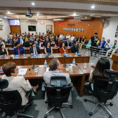 OAB/MS realiza solenidade de entrega de carteiras para novos Advogados