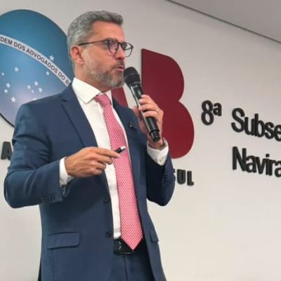 Diretor-Tesoureiro da OAB/MS ministra palestra sobre Honorários Advocatícios em Naviraí